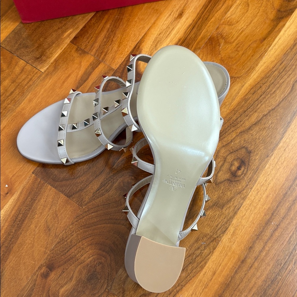 Valentino Garavani Rockstud Cage sandals, NEW - Picture 8 of 15
